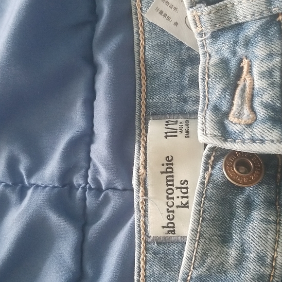 Abercrombie Kids jean shorts - Picture 2 of 3